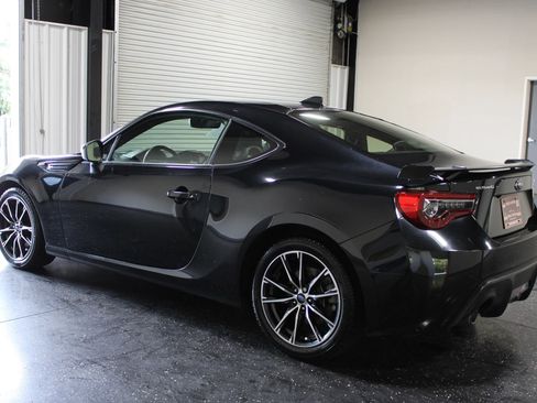 Used 2018 Subaru BRZ Limited RWD image 5