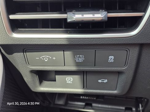 Used 2025 Hyundai Sonata SEL FWD image 28