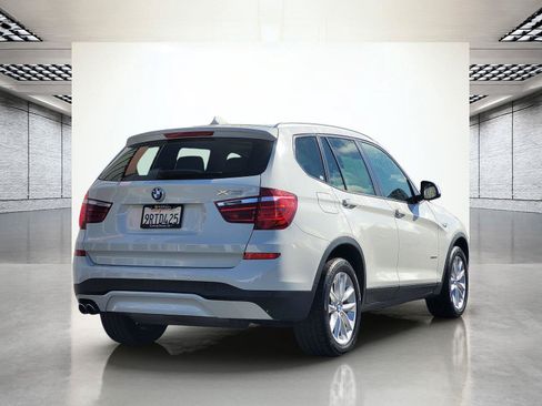 Used 2017 BMW X3 sDrive28i RWD image 5