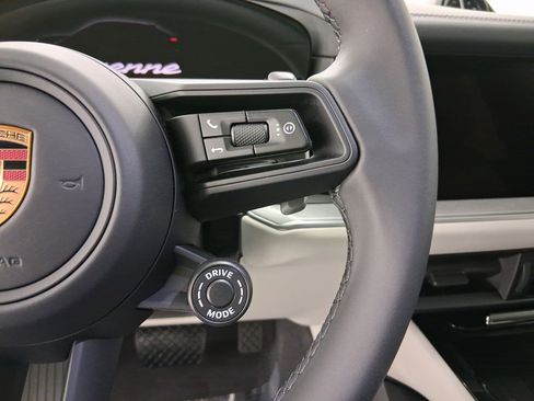 New 2026 Porsche Cayenne Coupe image 17