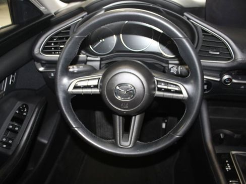 Used 2023 MAZDA MAZDA3 s FWD image 19