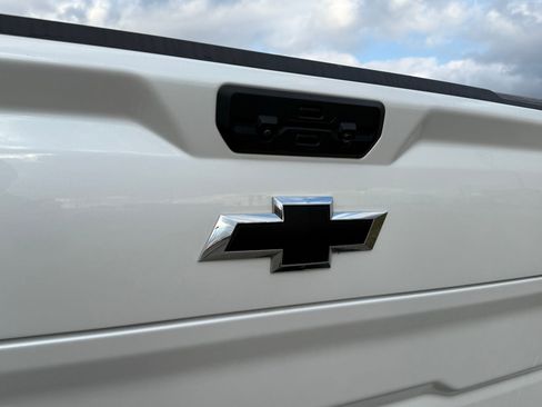 Used 2024 Chevrolet Silverado 1500 LT Trail Boss w/ Protection Package image 21