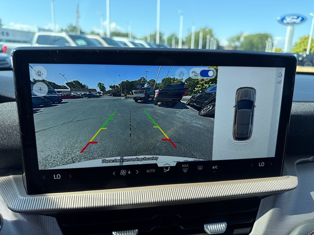 Used 2026 Ford Explorer Active RWD image 31