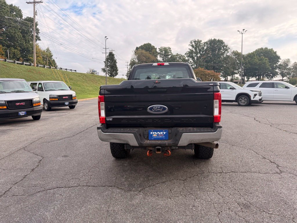 Used 2019 Ford F250 XL w/ STX Appearance Package AWD/4WD image 6