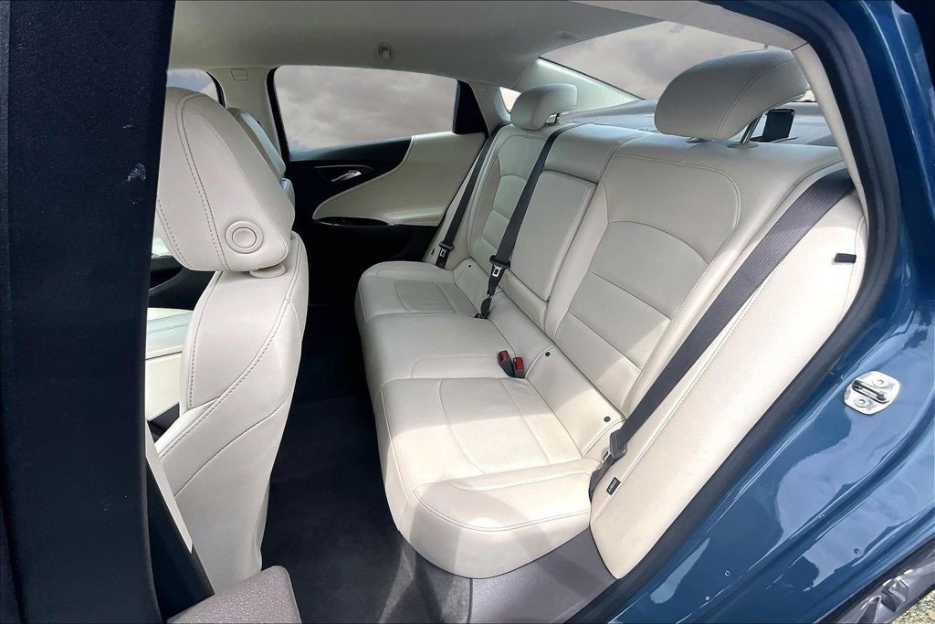 Used 2024 Chevrolet Malibu LT FWD image 22