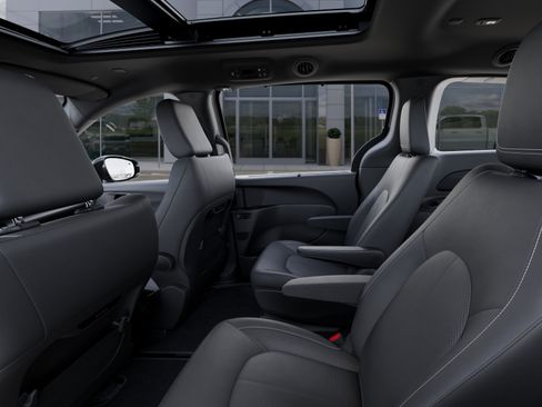 New 2026 Chrysler Pacifica Select FWD image 52