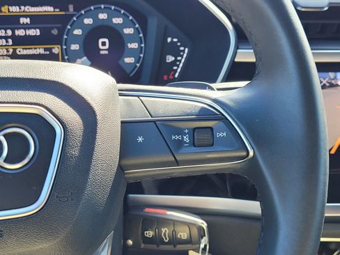 Used 2025 Audi Q3 2.0T Premium image 20