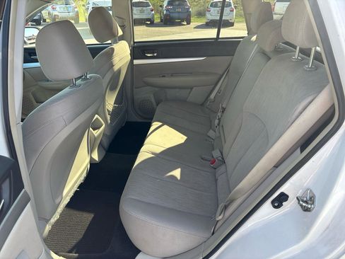 Used 2013 Subaru Outback 2.5i Premium w/ All-Weather Pkg AWD/4WD image 20