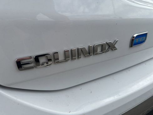 Used 2019 Chevrolet Equinox Premier w/ Premier True North Edition image 4