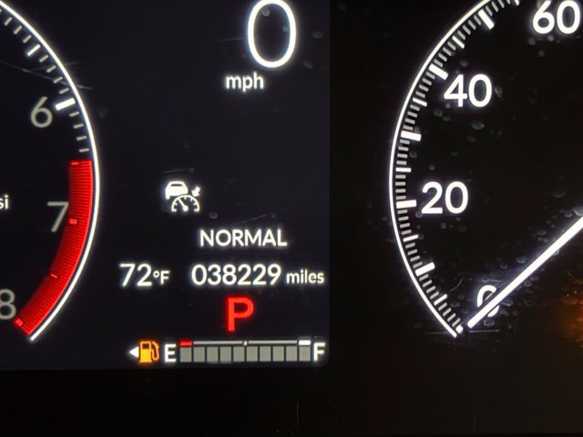 Used 2025 Honda Pilot TrailSport image 14