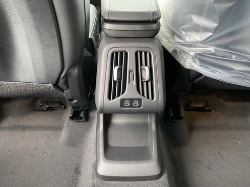 New 2025 BMW X1 xDrive28i w/ Technology Package image 8