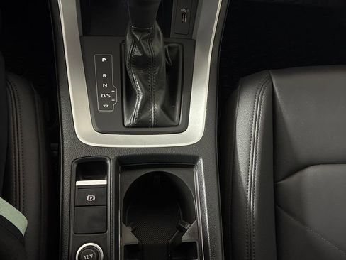 Used 2021 Audi Q3 2.0T Premium w/ Convenience Package image 32