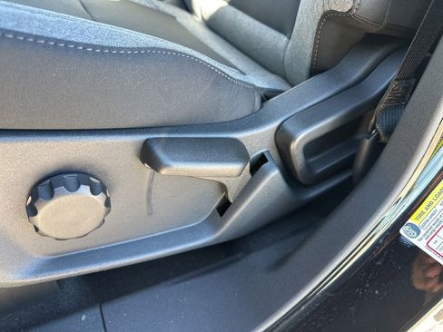 New 2025 Ford Bronco 4-Door image 16