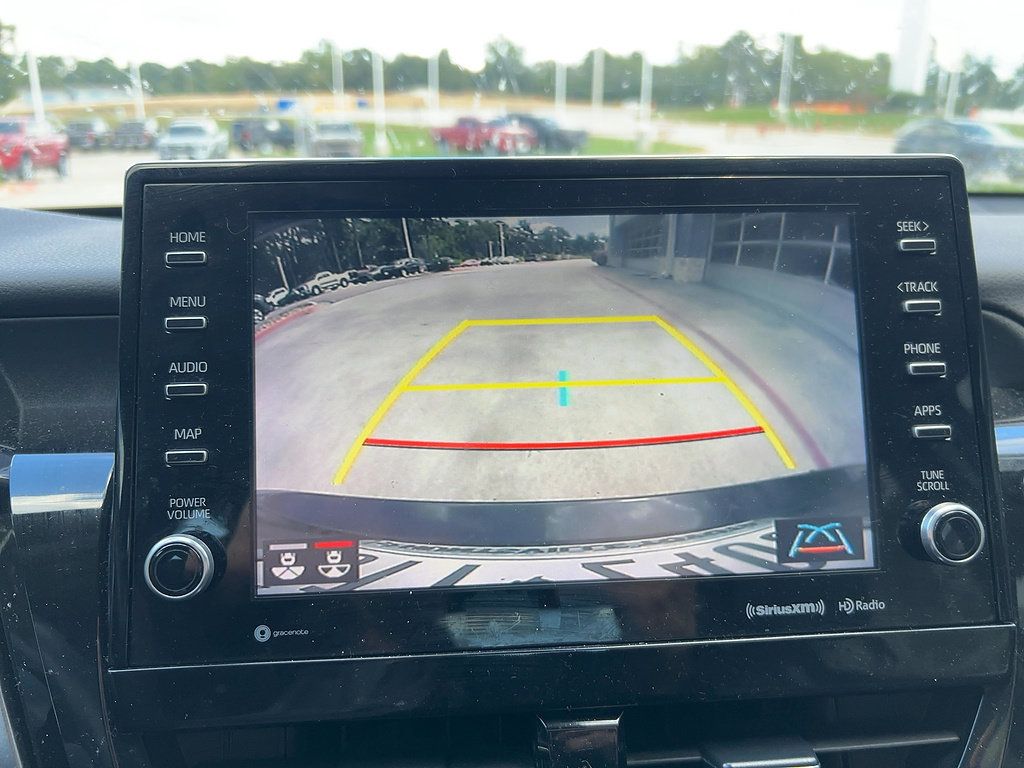 Used 2023 Toyota Camry XSE FWD image 8