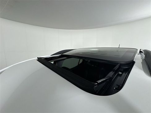 Used 2018 GMC Acadia SLT image 22