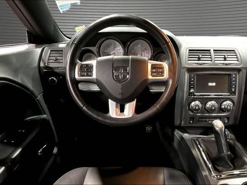 Used 2013 Dodge Challenger R/T RWD image 8