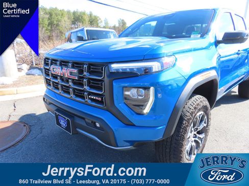 Used 2023 GMC Canyon AT4 w/ AT4 Premium Package image 10