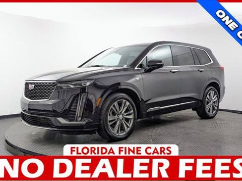 Used 2025 Cadillac XT6 Premium Luxury FWD image 1