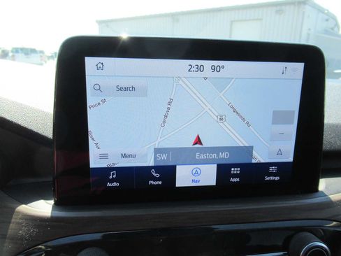 Used 2020 Ford Escape Titanium AWD/4WD image 27