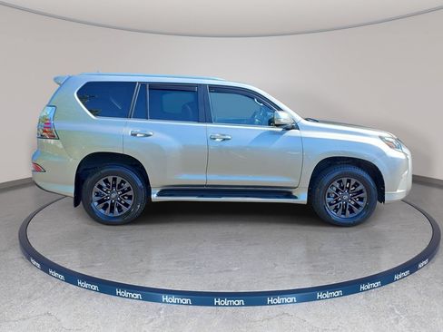 Certified 2021 Lexus GX 460 Premium w/ Premium Package AWD/4WD image 4