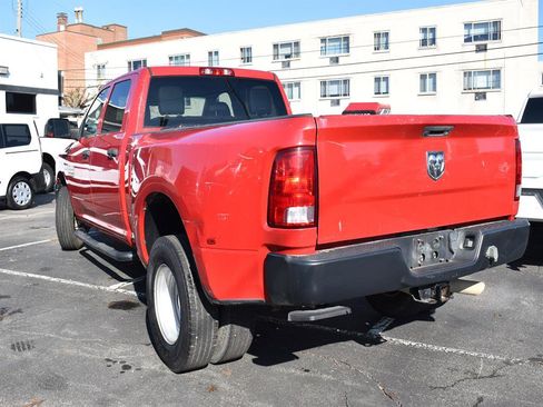 Used 2018 RAM 3500 Tradesman image 9