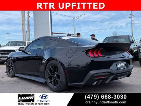 Used 2024 Ford Mustang GT Premium w/ GT Performance Package image 5