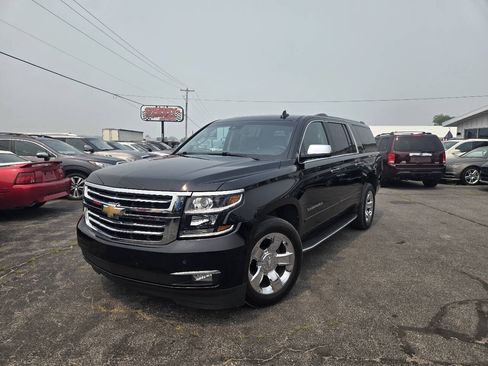 Used 2017 Chevrolet Suburban Premier AWD/4WD image 1