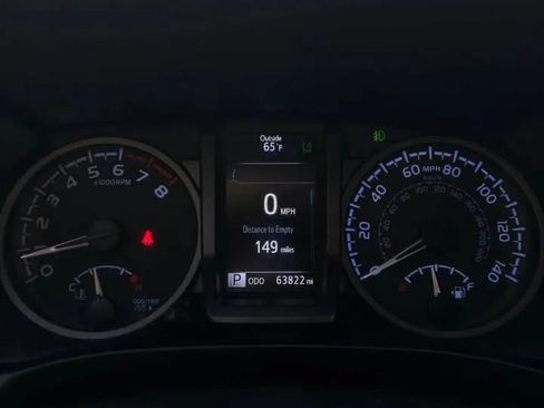Used 2021 Toyota Tacoma TRD Pro AWD/4WD image 10