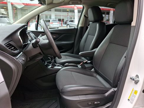 Used 2022 Buick Encore Preferred w/ Safety Package AWD/4WD image 13