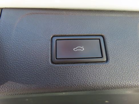 Used 2022 Volkswagen Atlas SE AWD/4WD image 39