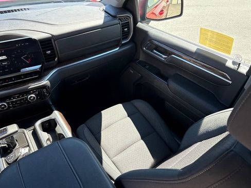 Used 2023 GMC Sierra 1500 Elevation w/ Preferred Package image 22