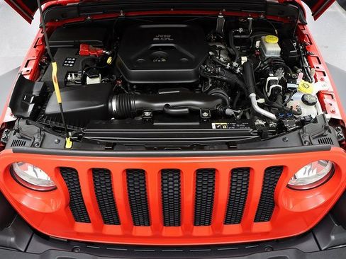 Used 2018 Jeep Wrangler Unlimited Sport S image 29