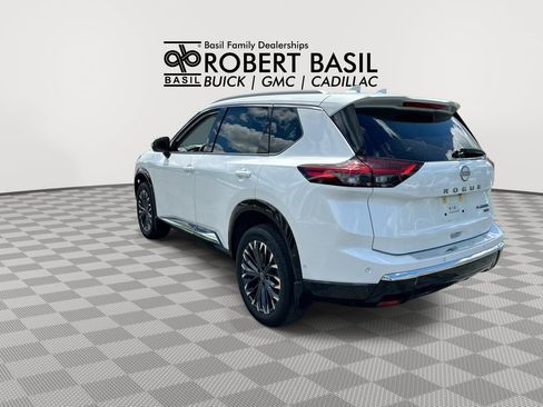 Used 2025 Nissan Rogue Platinum w/ Tech Package AWD/4WD image 6