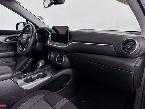 Used 2024 Chevrolet Blazer LT w/ Convenience Package image 29