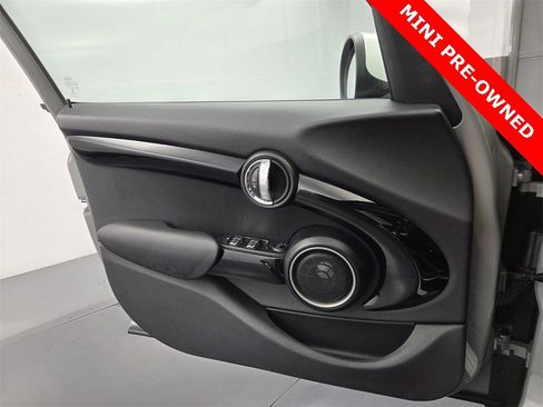 Used 2015 MINI Cooper S image 26