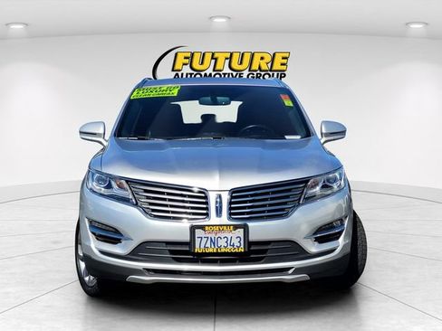 Used 2017 Lincoln MKC Select w/ Select Plus Package image 2