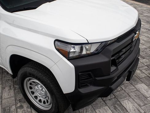 Used 2025 Chevrolet Colorado W/T RWD image 10