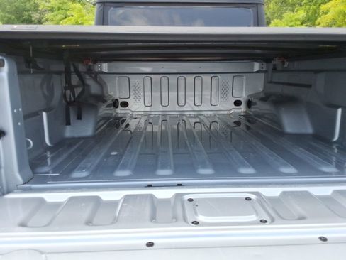 Used 2023 Jeep Gladiator Mojave w/ Cold Weather Group AWD/4WD image 15