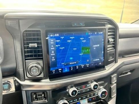 Used 2025 Ford F150 Lariat w/ Equipment Group 502A High AWD/4WD image 9