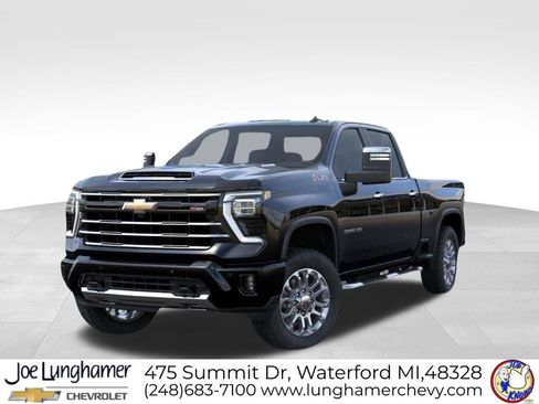 New 2026 Chevrolet Silverado 2500 LT w/ Z71 Chrome Sport Edition AWD/4WD image 6