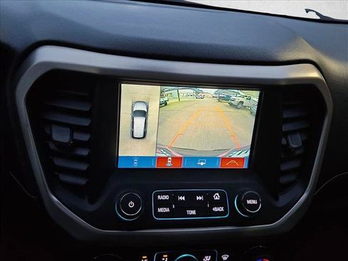 Used 2019 GMC Acadia Denali w/ Technology Package FWD image 13