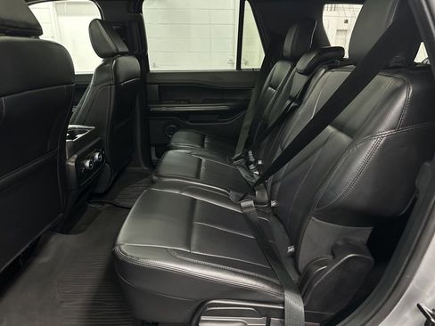 Used 2021 Ford Expedition XLT AWD/4WD image 21