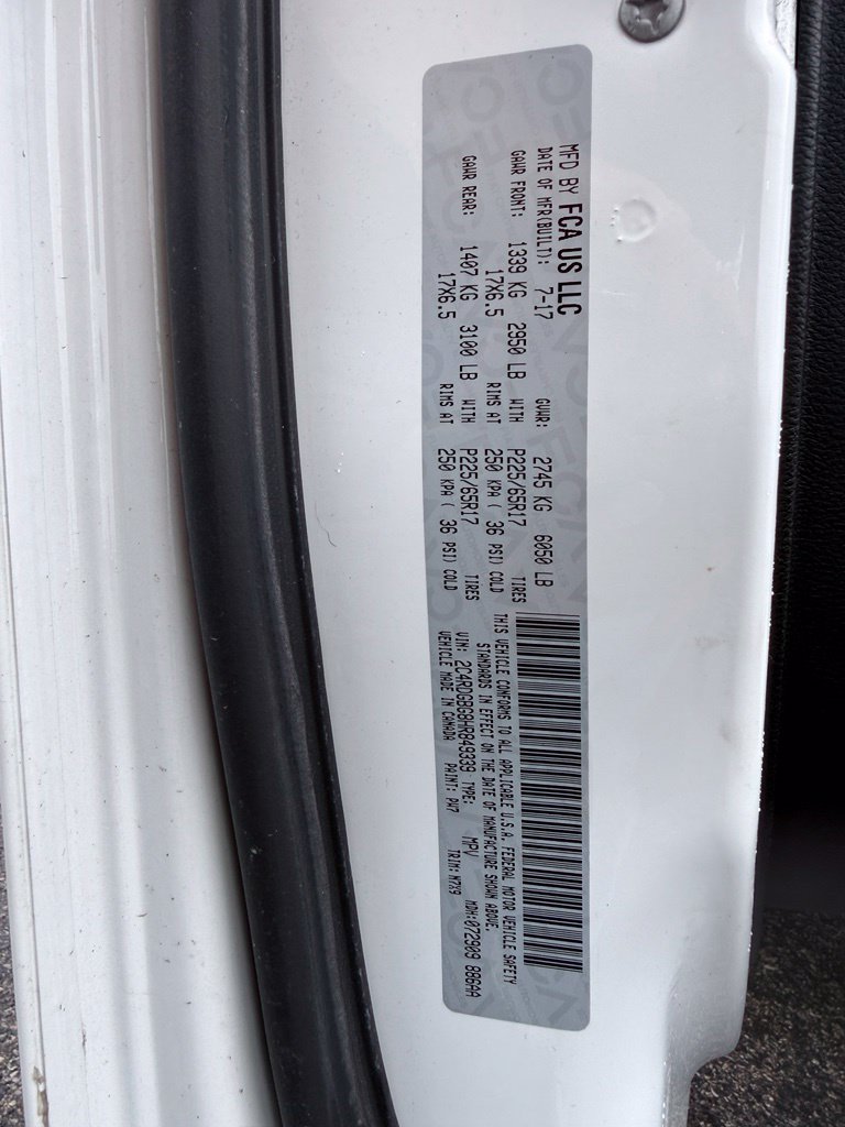 Used 2017 Dodge Grand Caravan SE FWD image 40