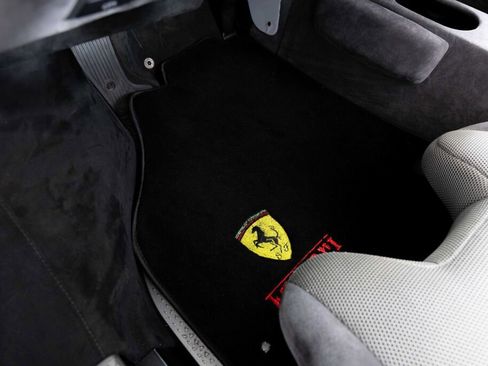Used 2015 Ferrari 458 Speciale A image 48