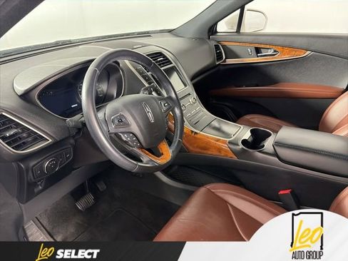Used 2017 Lincoln MKX Reserve w/ Lincoln MKX Climate Package AWD/4WD image 10