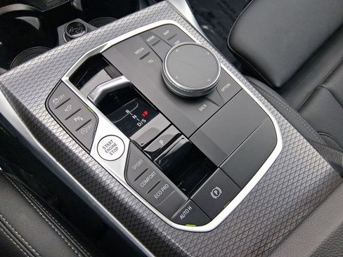 Used 2025 BMW M440i image 27