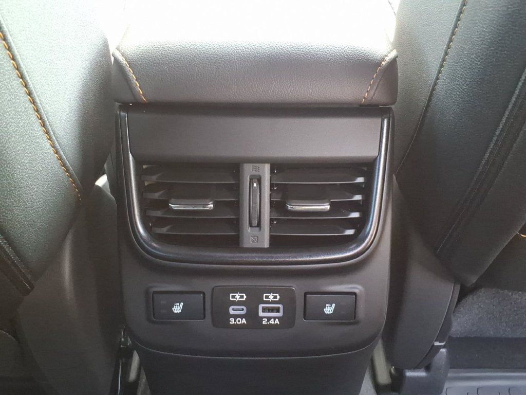 Used 2025 Subaru Outback Wilderness AWD/4WD image 19
