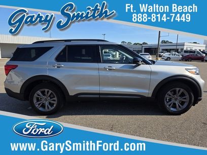 Certified 2022 Ford Explorer XLT w/ Equipment Group 202A