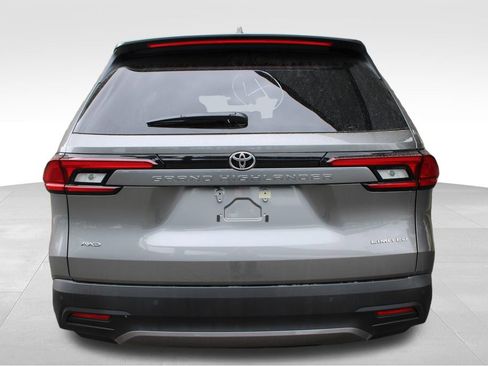 New 2026 Toyota Grand Highlander AWD image 14