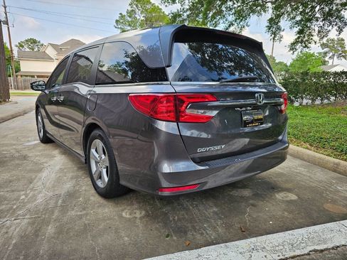 Used 2019 Honda Odyssey EX image 5